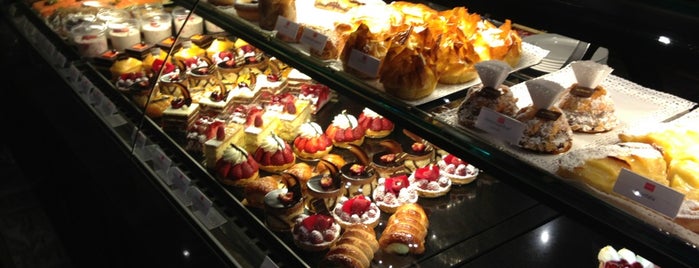 Grand Cafe Al Porto is one of Швейцария Италия.
