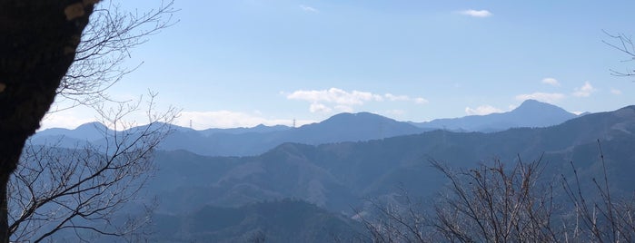 矢倉台 is one of 山と高原.