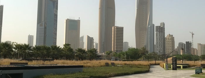 Al-Hamra Tower is one of Ali : понравившиеся места.
