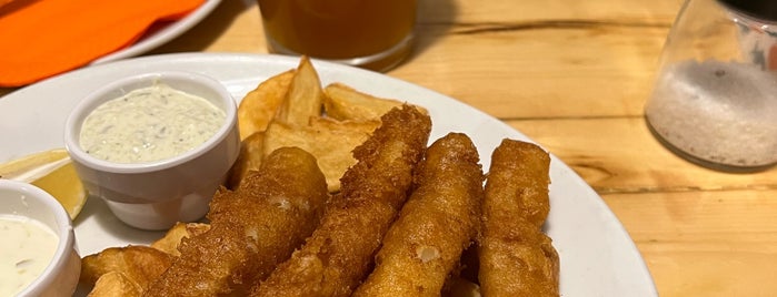 NEMO Fish & Chips & Salad Bar is one of Budapeşte.