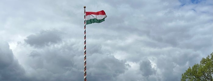 Várnegyed is one of Будапешт и Венгрия.