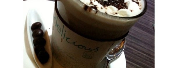 Delicious is one of La hora del café ♥ KL.