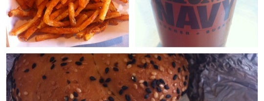 Army Navy Burger + Burrito is one of Posti che sono piaciuti a Dennis.