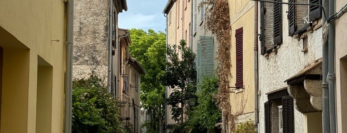 Vieille-ville d'Antibes is one of Güney fransa.