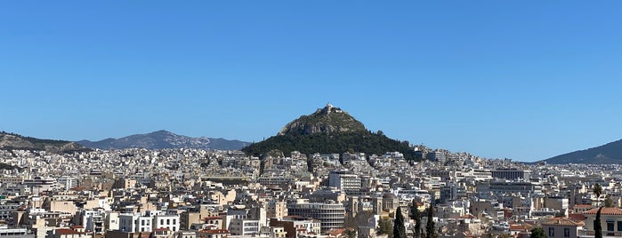 Areopago is one of Athenes.