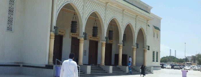 Salman Bin Abdulaziz Mosque is one of Jeddah. Saudi Arabia.