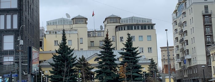 Посольство Омана is one of Консульства и посольства в Москве.