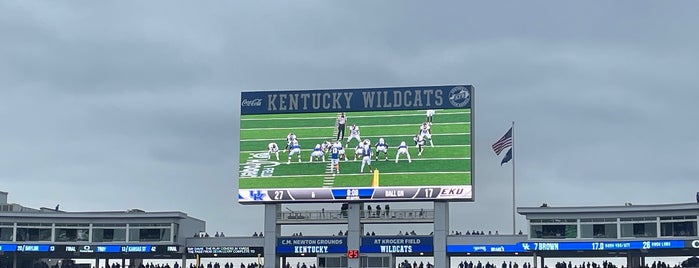 Kroger Field is one of JULIEさんの保存済みスポット.