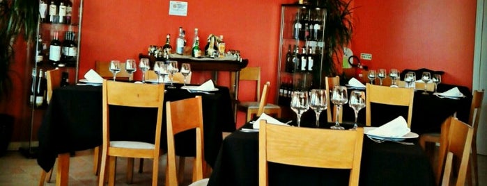 Santo Garfo is one of Must-Visit Restaurants.