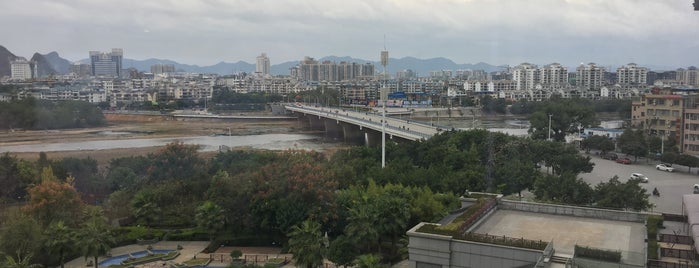 Shangri-La hotel is one of Gustavo 님이 좋아한 장소.