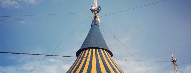 Cirque du Soleil is one of Gespeicherte Orte von Katie.