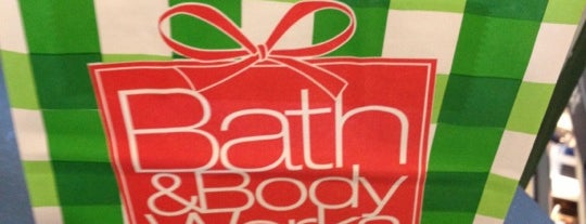 Bath & Body Works is one of Locais curtidos por Eren.