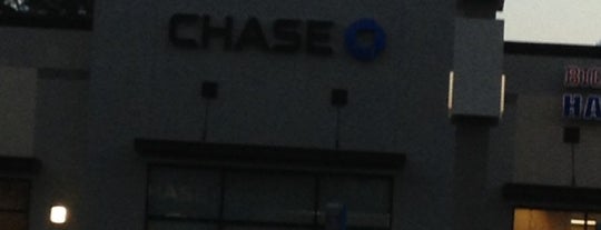 Chase Bank is one of Bradley 님이 좋아한 장소.