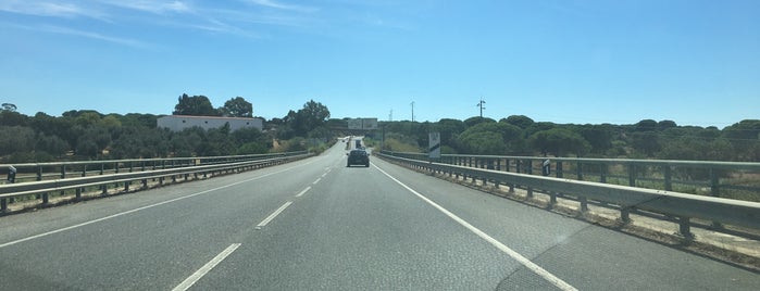 Ponte Comboio Alcacer Do Sal is one of Portugal Roadtrip 2017🇵🇹.