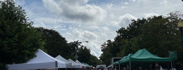 Bloomingdale Farmers Market is one of DC to visit.