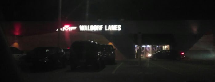AMF Waldorf Lanes is one of Alicia’s Liked Places.