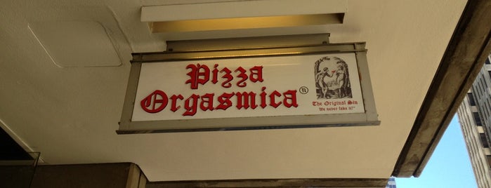 Pizza Orgasmica is one of Lieux qui ont plu à Chung-yee.