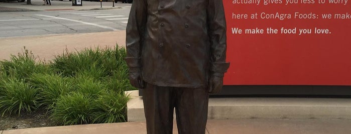 Chef Boyardee Statue is one of Omaha.