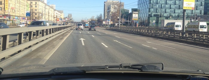 Leningradsky Avenue is one of гуляем))).
