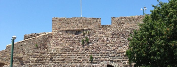 Molivos Castle is one of Lieux sauvegardés par Duygudyg.