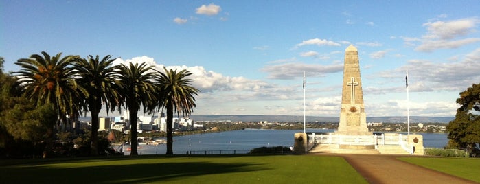 Kings Park and Botanic Garden is one of Food & Fun Perth (WA).
