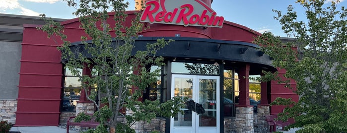 Red Robin Gourmet Burgers and Brews is one of Food.