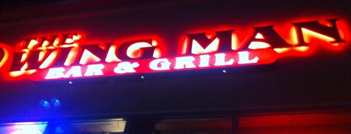 The Wing Man Bar and Grill is one of Locais salvos de Jacksonville.