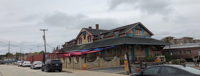 Sobelman's Pub and Grill Waukesha is one of Tempat yang Disukai Joel.