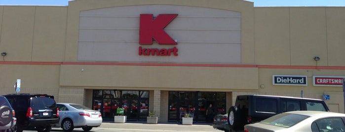 Kmart is one of Myles'in Beğendiği Mekanlar.