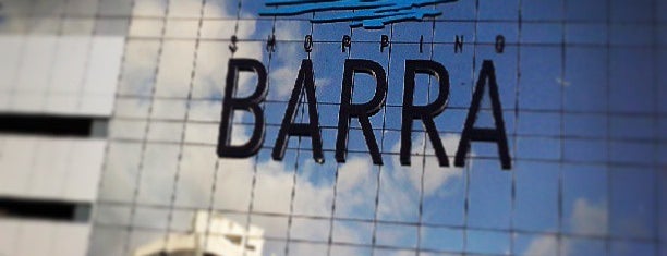 Shopping Barra is one of Locais curtidos por Mariana.