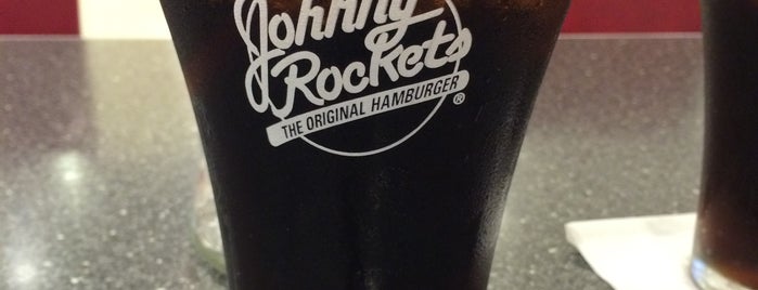 Johnny Rockets is one of Tempat yang Disukai Jonathan.
