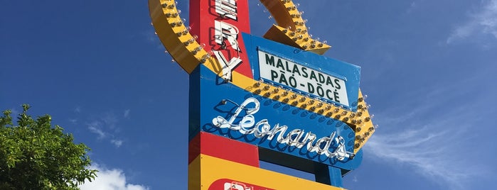 Leonard's Bakery is one of 4 Days in Oahu.