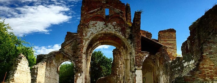 Abbazia di Sant'Eustachio is one of SHORT LOCAL TRIP.