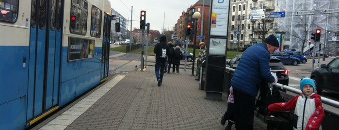 Hållplats Scandinavium (S) (B) is one of Tram stops of Gothenburg.