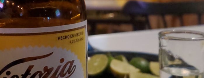 Cerveceria Nacional is one of Donde La Vida No Vale Nada.