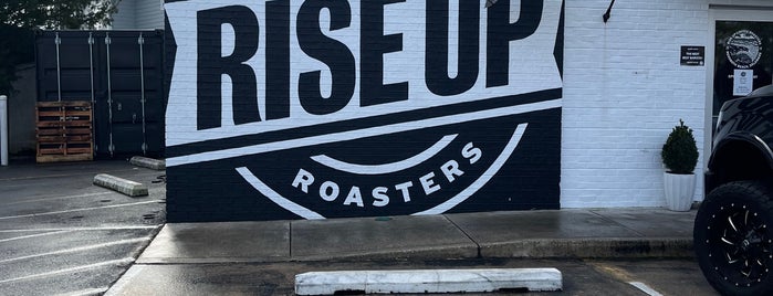 Rise Up Coffee Roasters is one of สถานที่ที่ Clint ถูกใจ.
