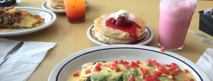 IHOP is one of Mariaさんのお気に入りスポット.
