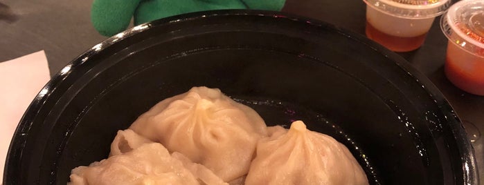 Super Fresh Dumplings is one of Kimmieさんの保存済みスポット.