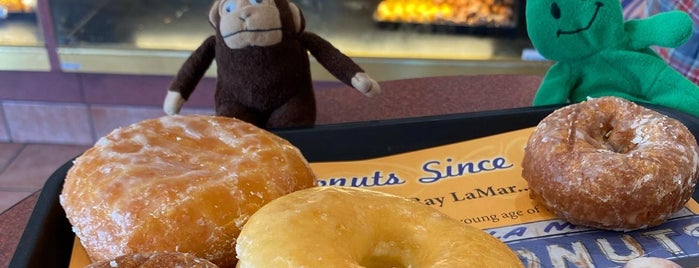 LaMar's Donuts and Coffee is one of Grand Road Trip - Denver.