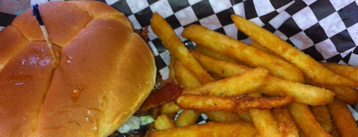 Flippin Burger is one of great places eat in Florida at good prices..
