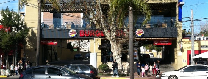Burger King is one of Locais curtidos por Agus.