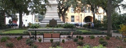 City of Savannah is one of Lugares favoritos de Amelia.