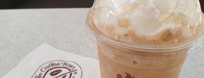 The Coffee Bean & Tea Leaf is one of Tempat yang Disukai Jerry.