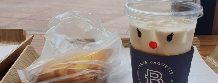 Paris Baguette is one of Edwinさんのお気に入りスポット.