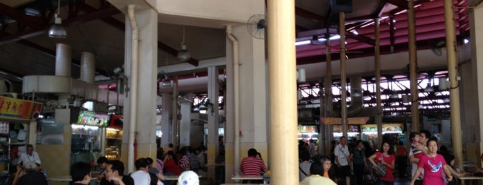 Yuhua Village Market & Food Centre is one of Food/Hawker Centre Trail Singapore.