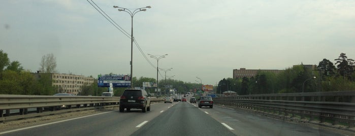 Ярославское шоссе is one of Шоссе, проспекты, площади и набережные Москвы.