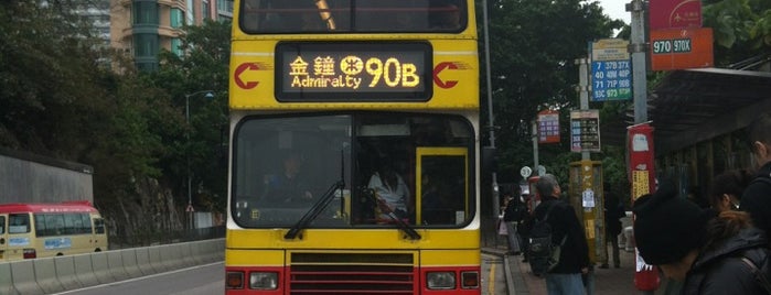 Queen Mary Hospital Bus Stop is one of 香港 巴士 1.