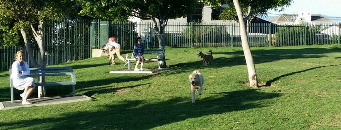 Queens Park Dog Park is one of Woodstock/Obs.