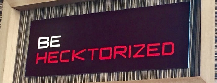 Hecktor's Salon is one of 𝐦𝐫𝐯𝐧さんの保存済みスポット.