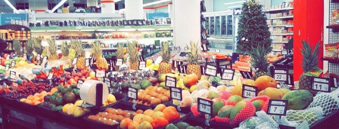 Carrefour Express is one of All-time favorites in United Arab Emirates.